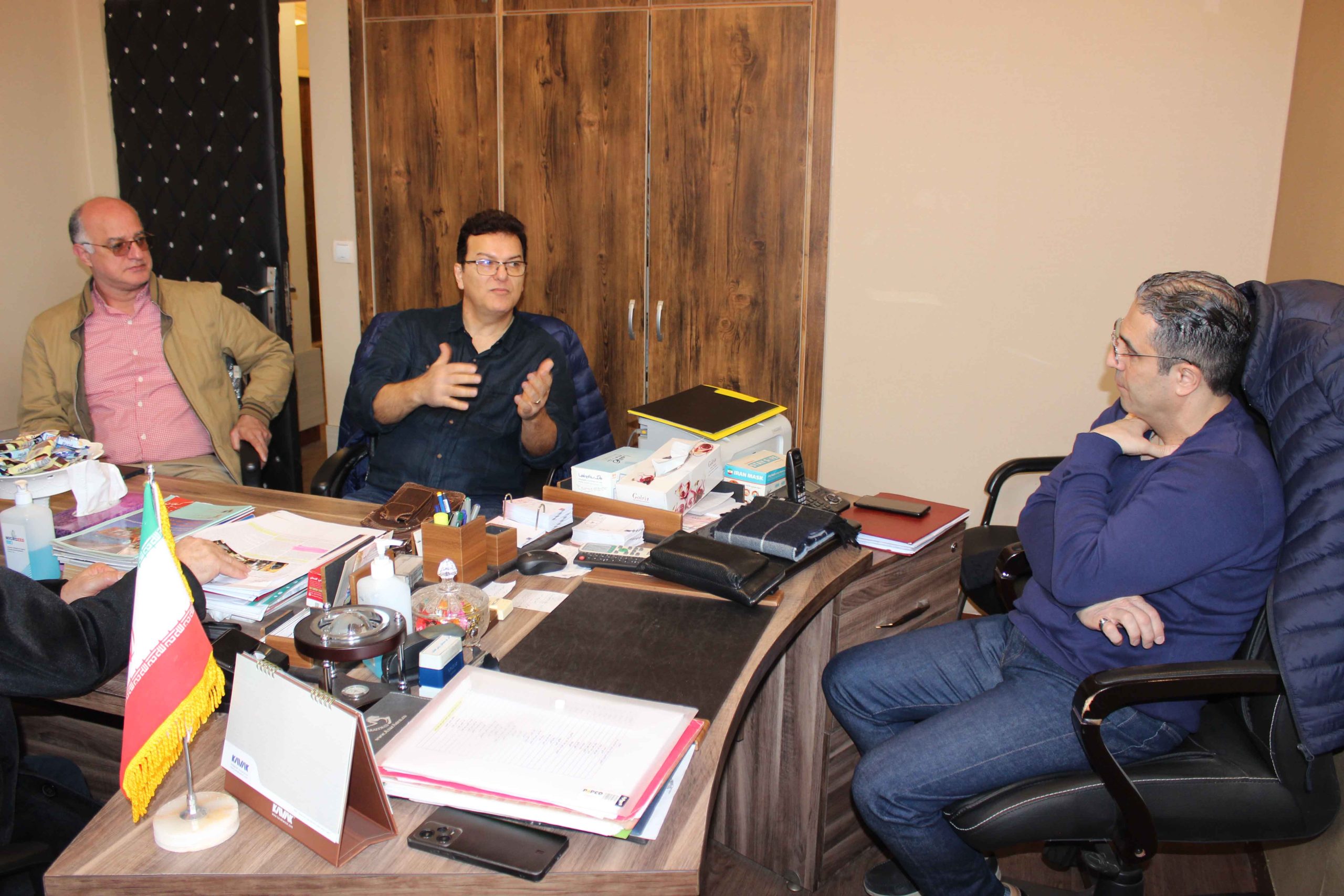 صنف مبلمان شهرستان رشت در اتحادیه (چوب، فرآورده‌های چوبی، مبلمان و صنایع‌دستی) شهرستان رشت