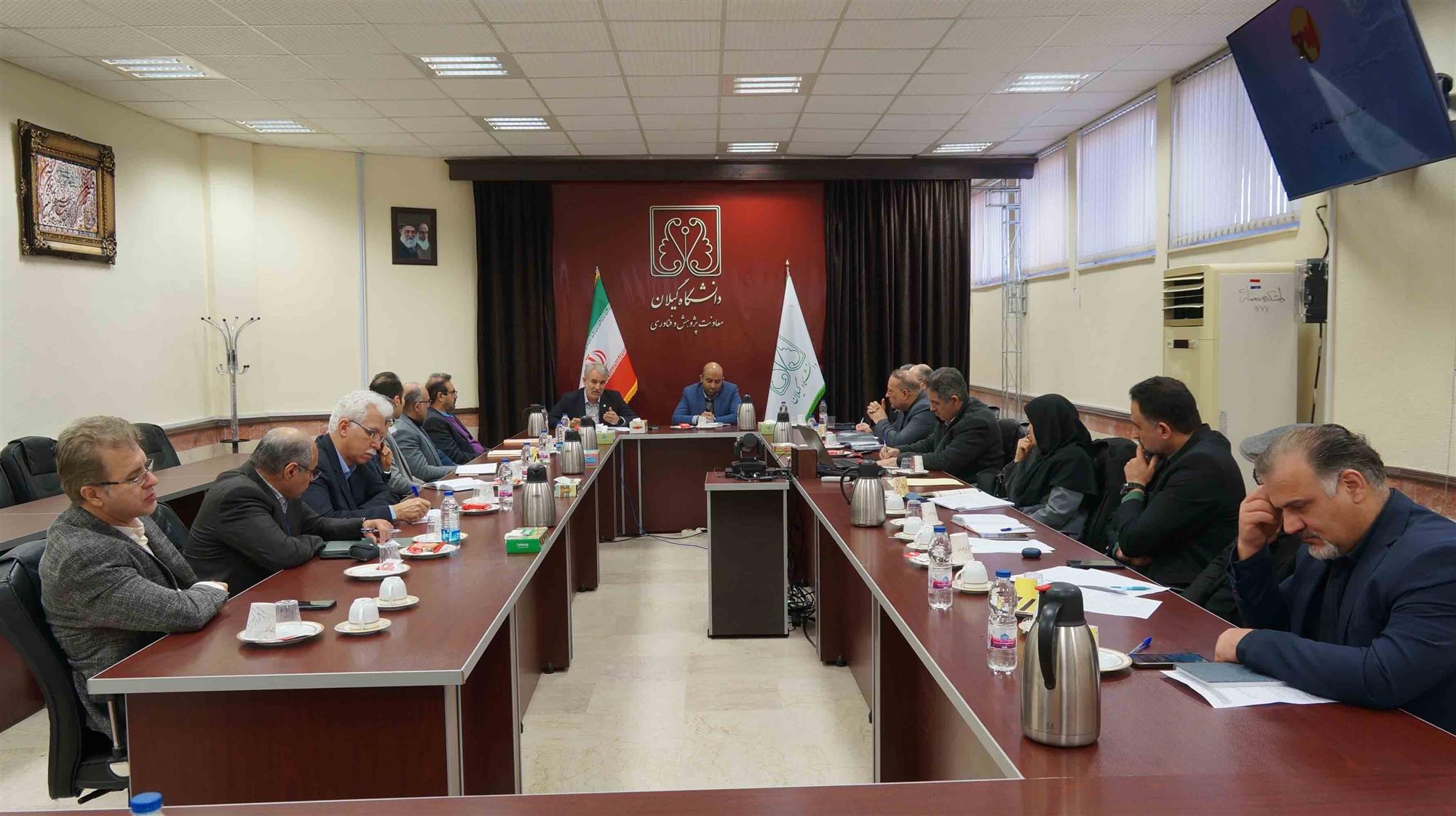 مدیرعامل برق منطقه‌ای گیلان در جلسه شورای پایایی