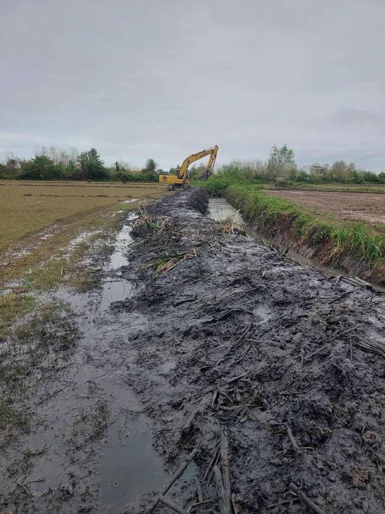 لایروبی انهار کشاورزی