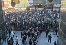 تجمع اعتراضی کسبه و دانشجویان در خیابان‌های تهران در اعتراض به وضعیت اقتصادی و تعطیلی پایتخت