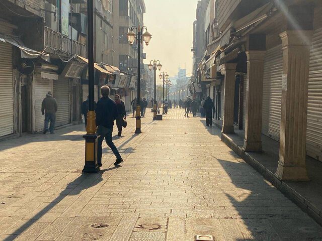 تعطیلی مغازه‌ها در بازار بزرگ تهران در اعتراض به وضعیت نرخ دلار - ۱۶ دی ۱۴۰۴