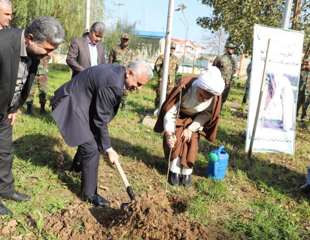 اسدالله عباسی