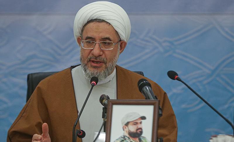 آیت الله محسن اراکی