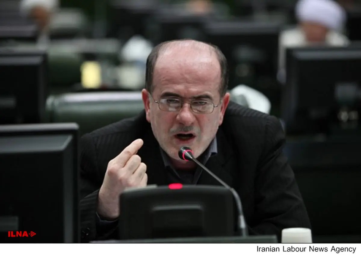 مهرداد لاهوتی