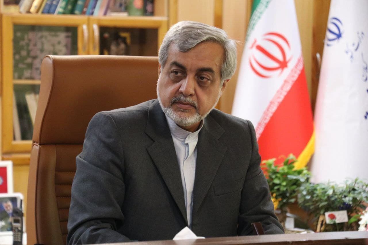 اسماعیل میرغضنفری فرماندار رشت در جلسه ساماندهی دستفروشان و گاری‌کبابی‌های سطح شهر