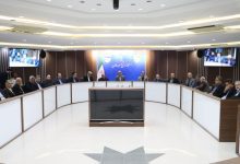 هادی حق‌شناس استاندار گیلان در جلسه بررسی مشکلات بازار سوخته رشت