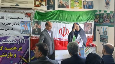 مهدوی رئیس اتحادیه زنان کارگر گیلان در حضور استاندار حق شناس از افزایش سن بازنشستگی و وعده های بی نتیجه نمایندگان انتقاد کرد