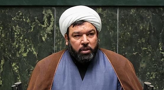 حجت‌الاسلام محمد سبزی در جلسه انتقاد از تخریب ۹۰۰ هکتار مرتع توسط معدن ۷ ساله راکد استان مرکزی