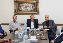 دکتر فرید حبیبی رودسری مدیر درمان تأمین اجتماعی گیلان در نشست با اعضای کانون بازنشستگان استان درباره تکمیل بزرگترین مجتمع درمانگاهی تأمین اجتماعی کشور در رشت