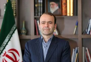 مجید نصیرپور، نماینده مجلس شورای اسلامی در حال بیان اظهارات درباره دوقطبی‌سازی سیاسی و تیم دیپلماسی