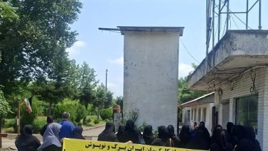 تجمع اعتراضی کارگران ایران‌برک رشت در اعتراض به ۱۹ ماه حقوق معوق، ۴۲ ماه حق بیمه پرداخت‌نشده و ۱۶ ماه بلاتکلیفی شغلی