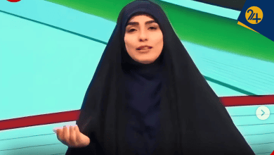 تصویر مجری صداوسیما در برنامه تلویزیونی درباره «جنوب ایران فدای جنوب لبنان»