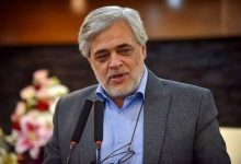 محمد مهاجری، روزنامهنگار و فعال سیاسی در یادداشتی از رفتار برخی روحانیون و باقر خرازی انتقاد کرد