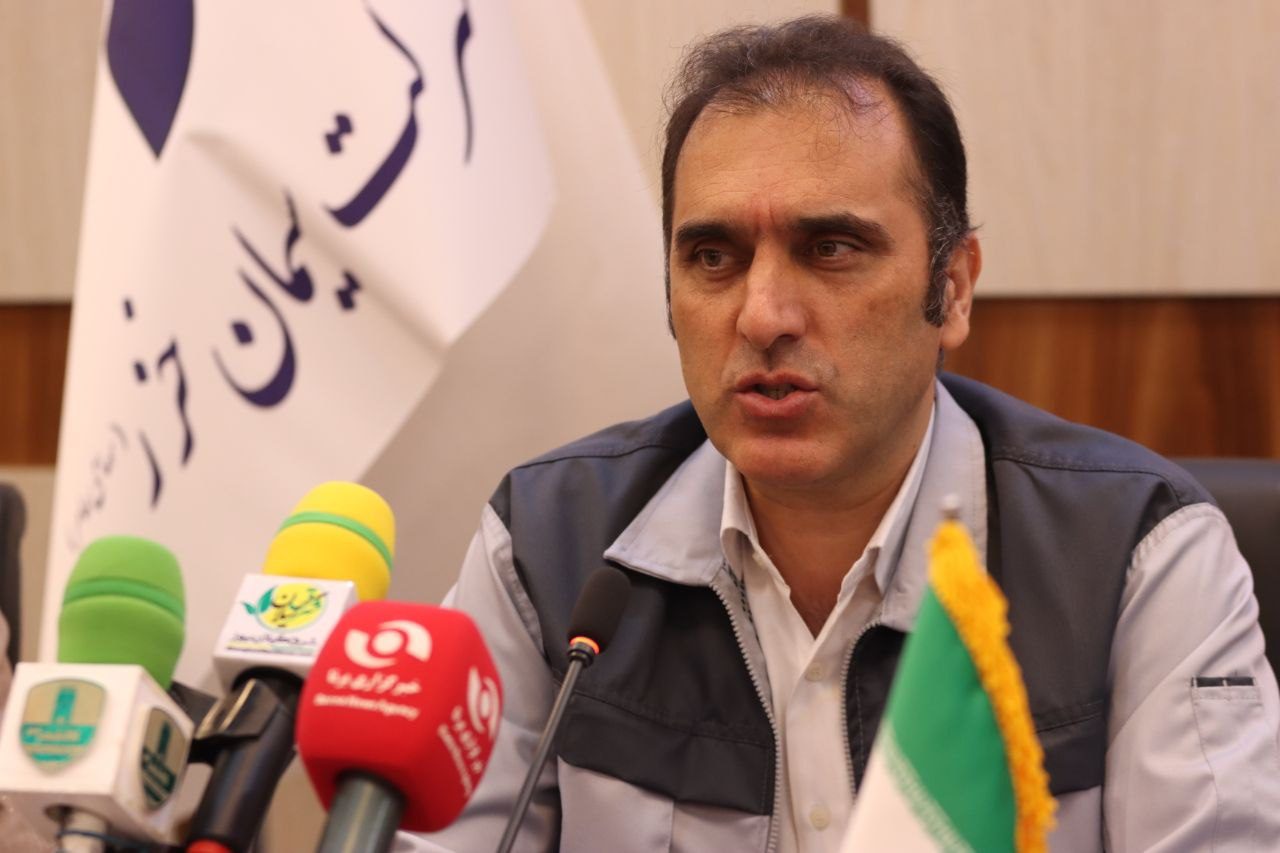عبدالرضا ابراهیمی مدیرعامل شرکت سیمان خزر در نشست خبری